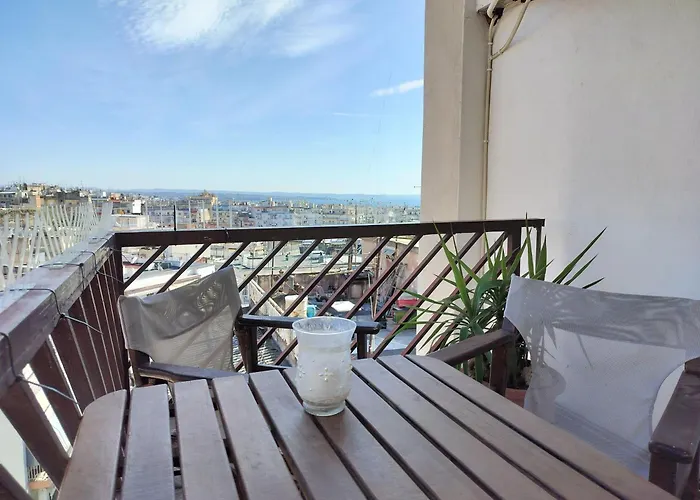 Castleview - Spacious 2br With Breathtaking Views - Balcony & Near To Center * סלוניקי