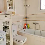 Castleview - Spacious 2br With Breathtaking Views - Balcony & Near To Center Θεσσαλονίκη