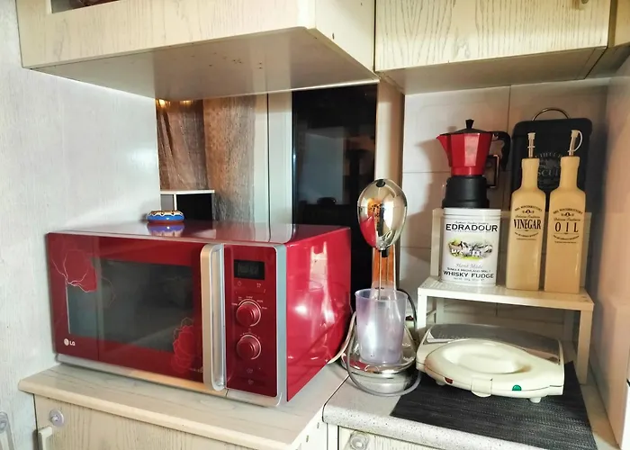 Apartmán Castleview - Spacious 2br With Breathtaking Views - Balcony & Near To Center Soluň