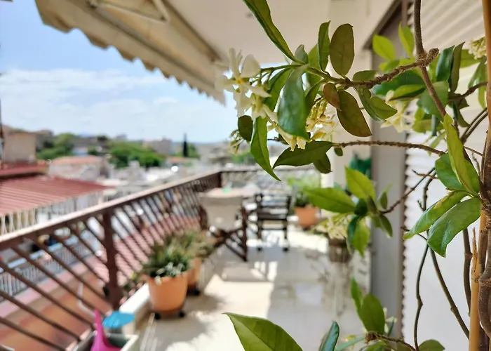 아파트 Castleview - Spacious 2br With Breathtaking Views - Balcony & Near To Center