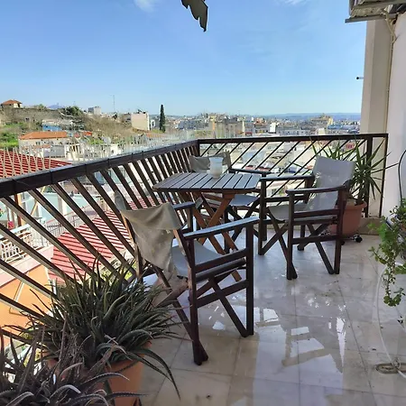 Castleview - 2br Spacious With View