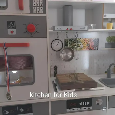 Castleview - 2br Spacious With View Daire Selanik